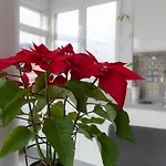 Apt Playa Y Montana * Торремолінос