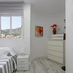 Apt Playa Y Montana Апартаменти Торремолінос